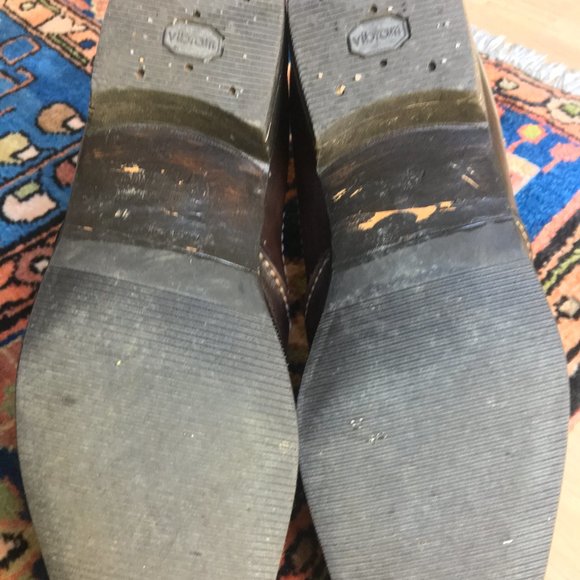 YSL Chelsea Boots - Picture 6 of 7